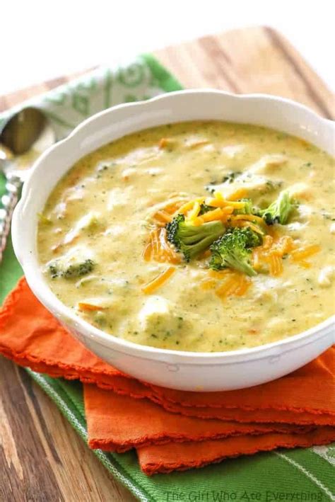 panera cheddar broccoli soup calories.